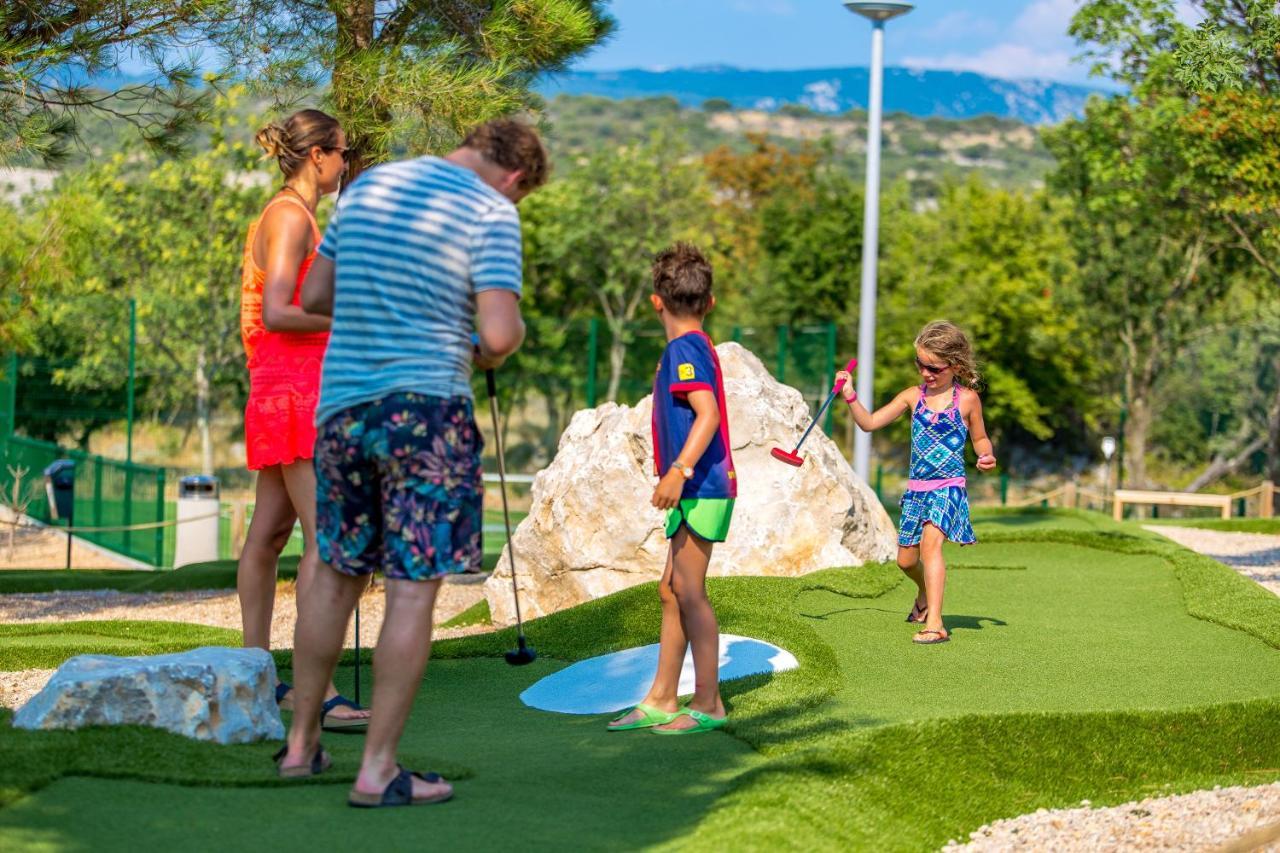 Mobile Homes Camping Omišalj Екстериор снимка